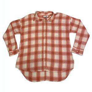 3/$25 Old Navy red & white Boyfriend Plaid flannel